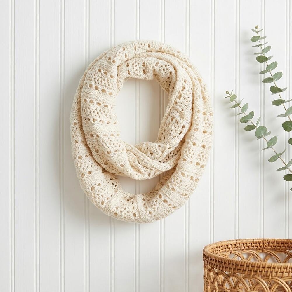 merican Eagle Infinity Scarf Ivory Gold Metallic Knit Loop Winter Scarf